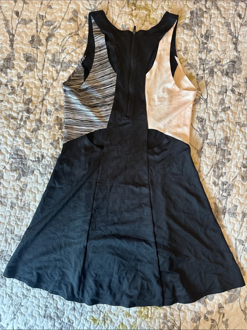 Nike Women’s Maria Sharapova Black Athletic Tennis Dress White & Gray Accents